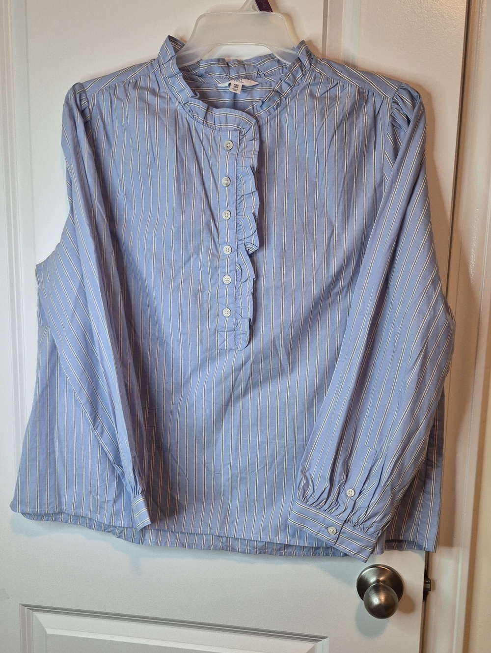 Time‎ and Tru Women's Blue and White Striped Ruffle Front Shirt Size XXL